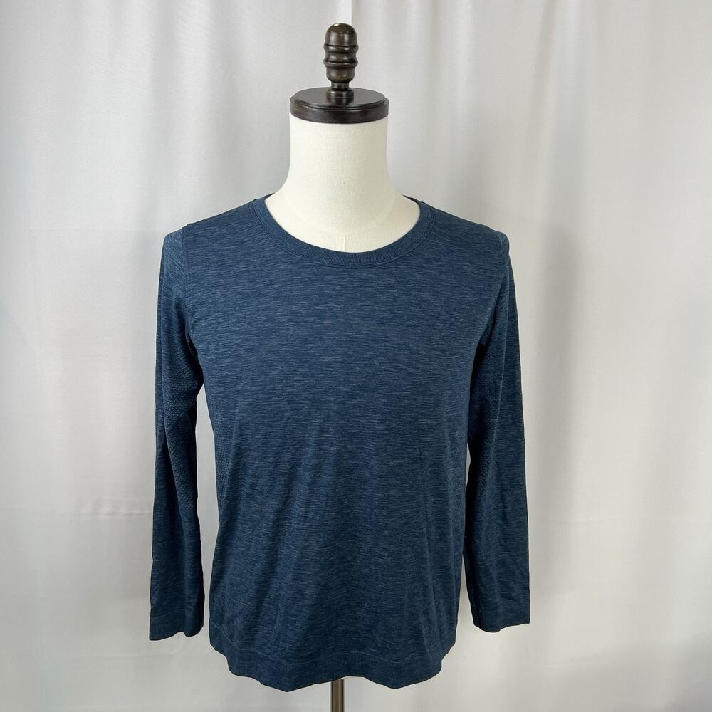 Lululemon Top Women Medium Swiftly Tech Race Sonic Blue Long Sleeve Yoga Running